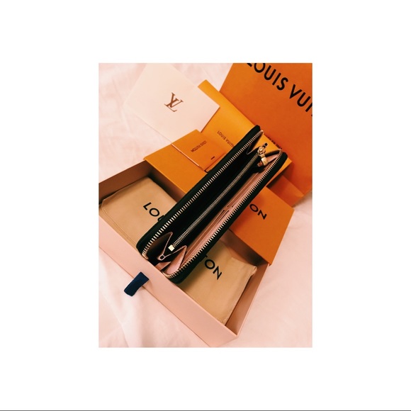 Louis Vuitton Wallet, brand new - Picture 4 of 5